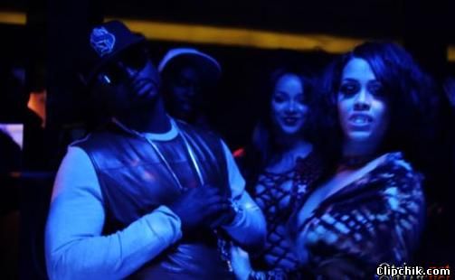 клип 50 Cent feat. Young Buck & Tony Yayo - Bring My Bottles
